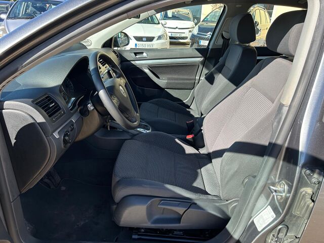 VOLKSWAGEN JETTA ADVANCE 2.0 TDI AUT0 SPANISH LHD IN SPAIN 115000 MILES 2006